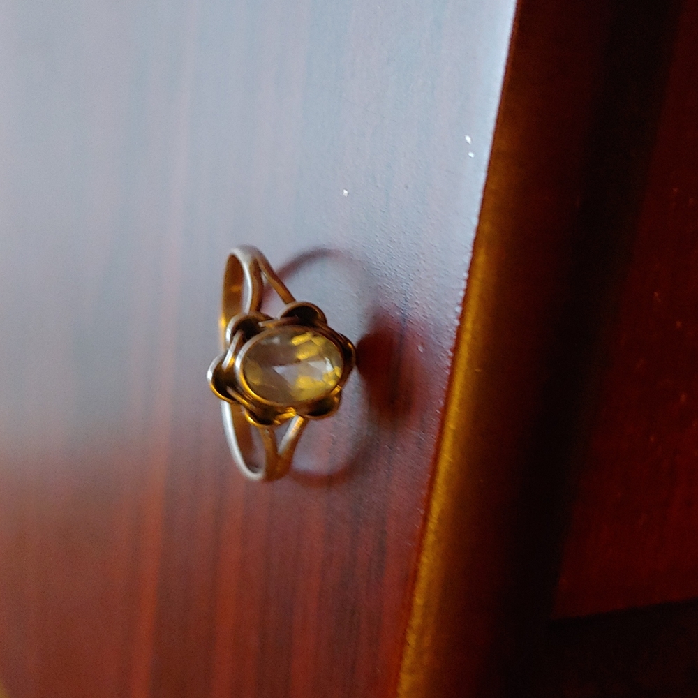 Old hippie ring 925.  Topaz.